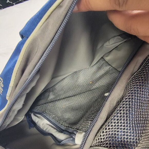 Osprey React 28L Adults Blue Gray Resource Series Daypack Backpack Camping Hike - Picture 10 of 11